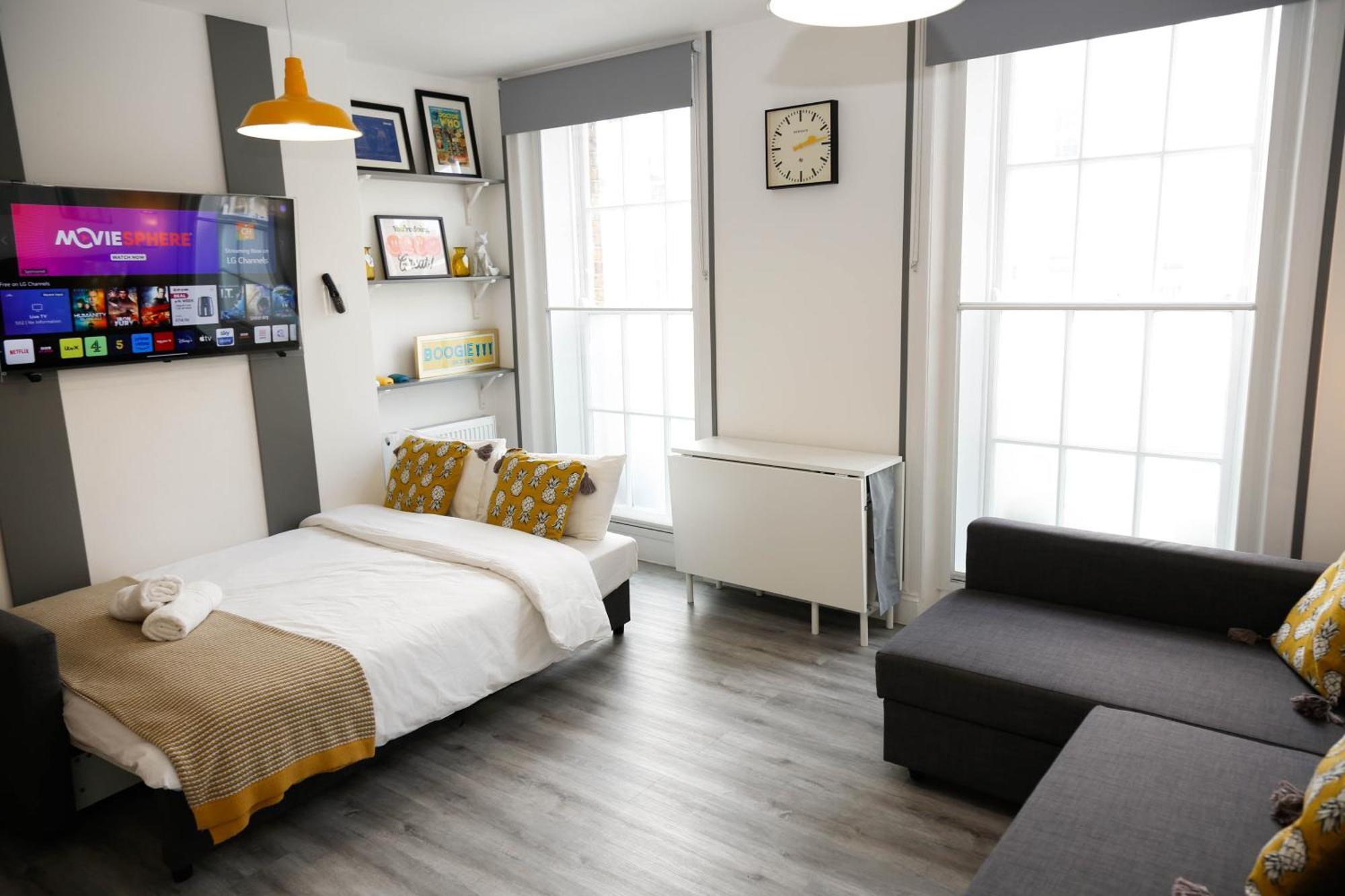 Luxury Rooms In Camden Town Near Shops, Cafes, Bars & Metro With Shared Bathrooms London Exterior photo